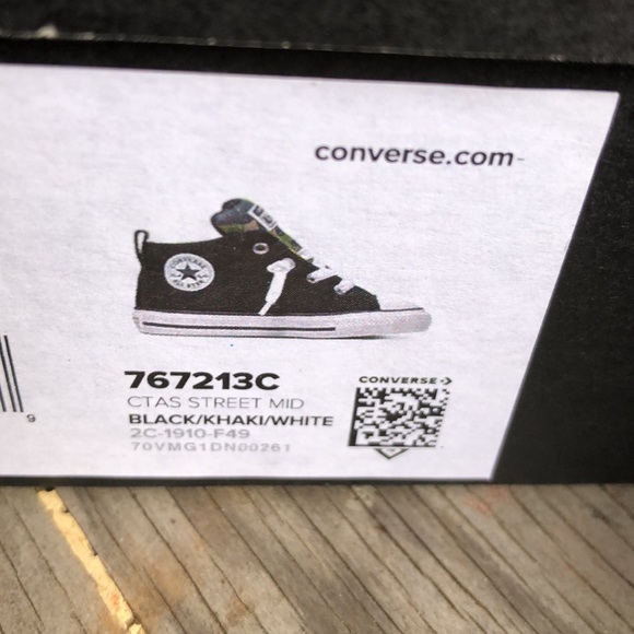 Converse All Stars BNIB - Picture 2 of 4